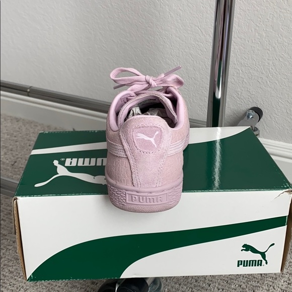 Lilac Suede Puma Classic - Picture 3 of 3